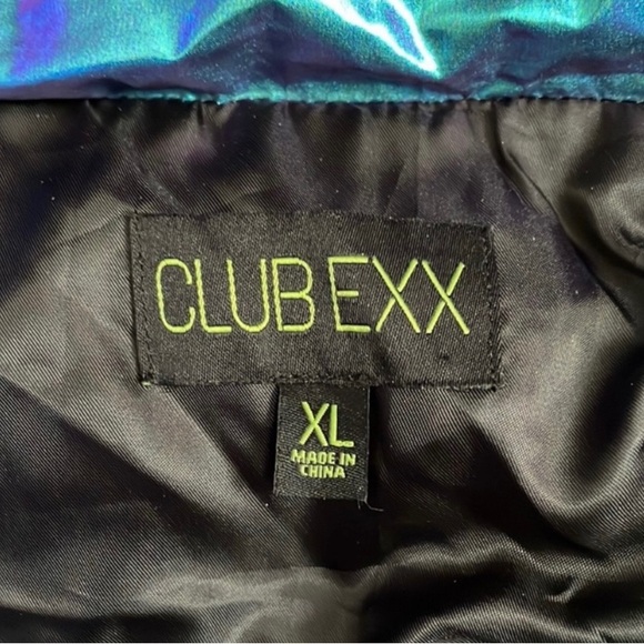 Women’s Club Exx colder than your Heart Aurora beam snowsuit - Picture 6 of 7